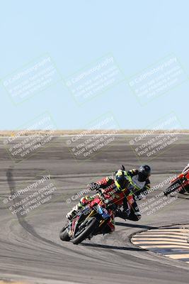 media/Jan-15-2026-Racers Edge (Thu) [[dfebeb70ab]]/3-B Group/Session 2 (Bowl Exit)/